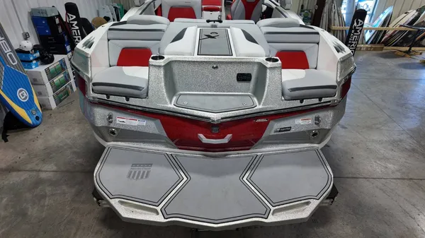 2022 Mastercraft XSTAR S-17