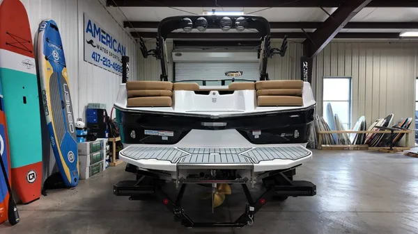 2026 Mastercraft XT22-3