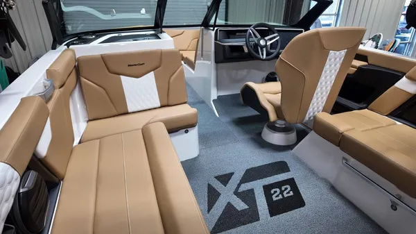 2026 Mastercraft XT22-20