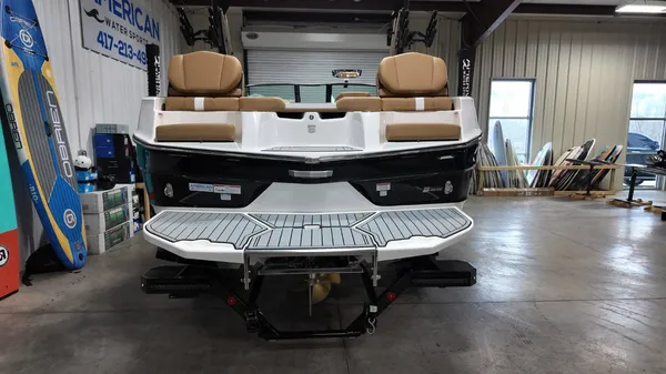 2026 Mastercraft XT22-21