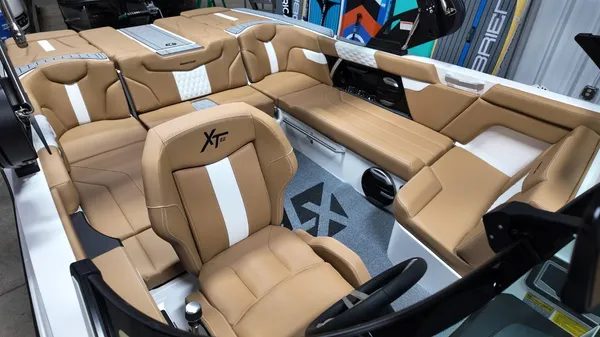 2026 Mastercraft XT22-9