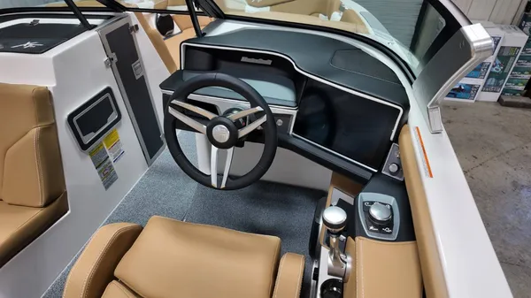 2026 Mastercraft XT24-12