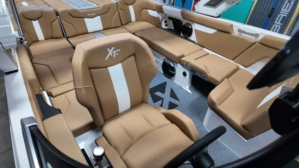 2026 Mastercraft XT24-10