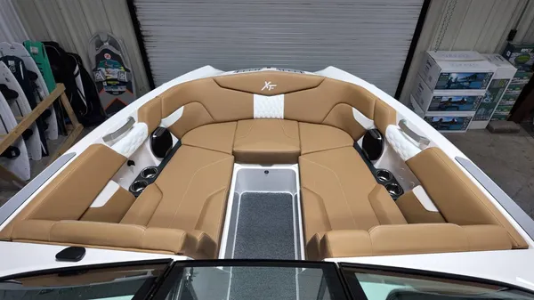 2026 Mastercraft XT24-8
