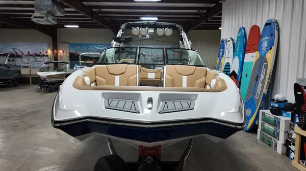2026 Mastercraft XT24-6