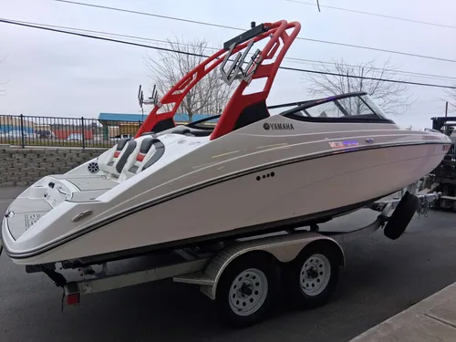  Yamaha 212x-6