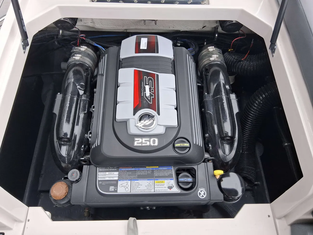  Starcraft SVX 210 IO-26