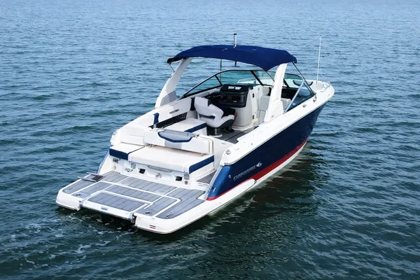 2021 Chaparral 307 SSX detail image 3