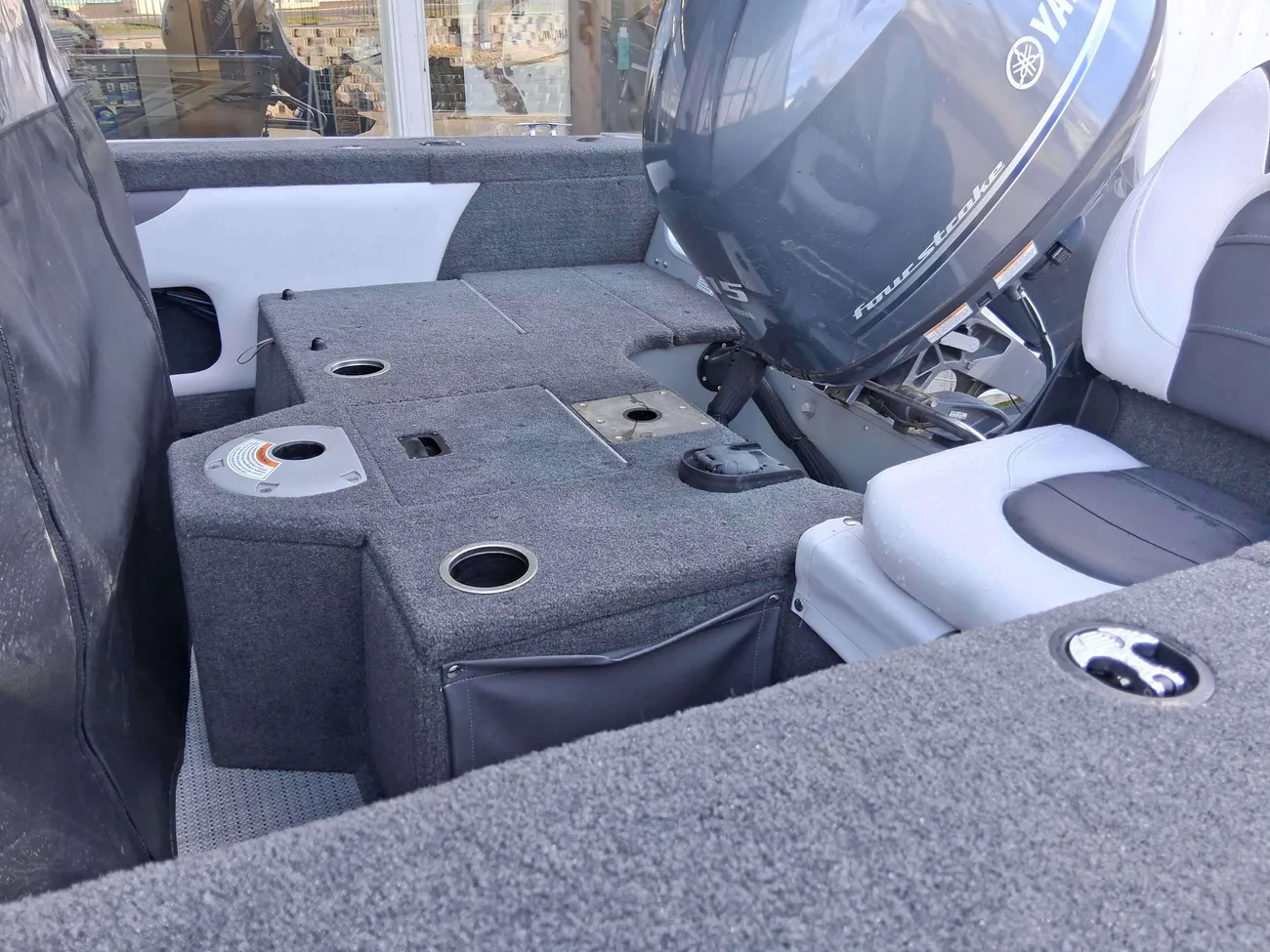  Smoker craft 2023 Smokercraft Ultima 172-8