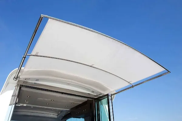 2027 Cruisers Yachts 50 CANTIUS detail image 6