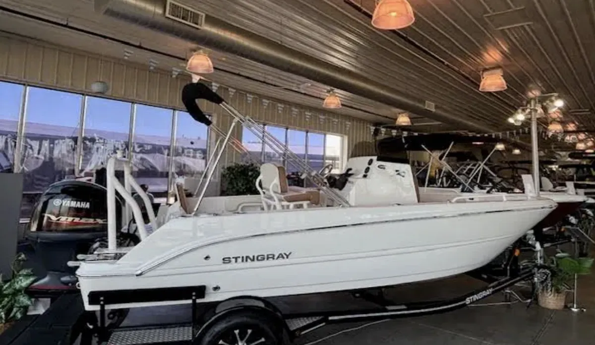 dummy-boat-img