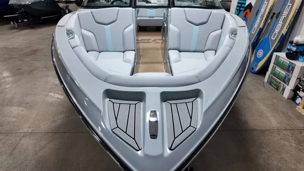2026 Mastercraft XT23-10