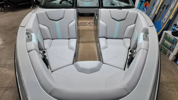 2026 Mastercraft XT23-11