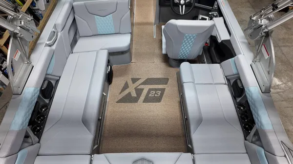 2026 Mastercraft XT23-40