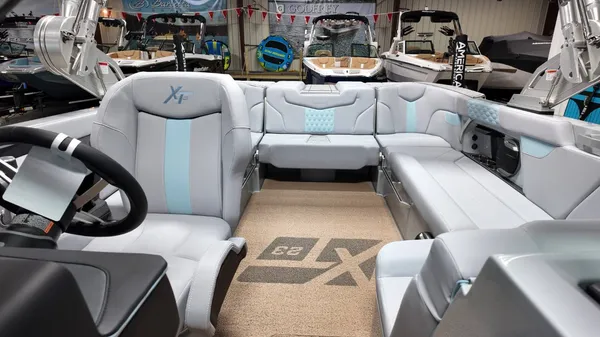 2026 Mastercraft XT23-17