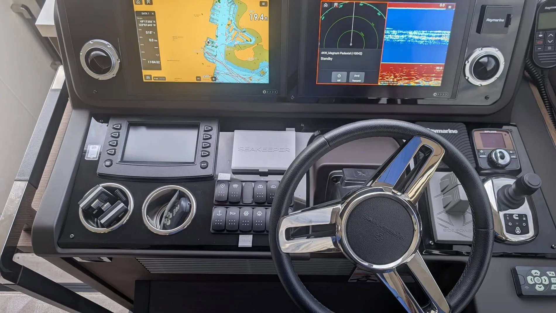 Pre-Owned 2022 Prestige 590 Fly for Sale | Vancouver, BC | M&P Yacht Centre | 697bac93f6038689a0043c9e