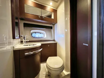 Pre-Owned 2012 Sea ray 450 Sundancer for Sale | Vancouver, BC | M&P Yacht Centre | 67a6cb87b65a37a06e0243ef