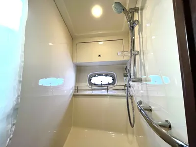 Pre-Owned 2012 Sea ray 450 Sundancer for Sale | Vancouver, BC | M&P Yacht Centre | 67a6cb87b65a37a06e0243ef