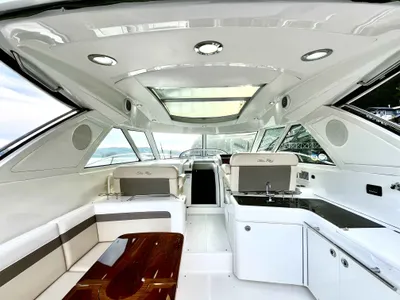 Pre-Owned 2012 Sea ray 450 Sundancer for Sale | Vancouver, BC | M&P Yacht Centre | 67a6cb87b65a37a06e0243ef