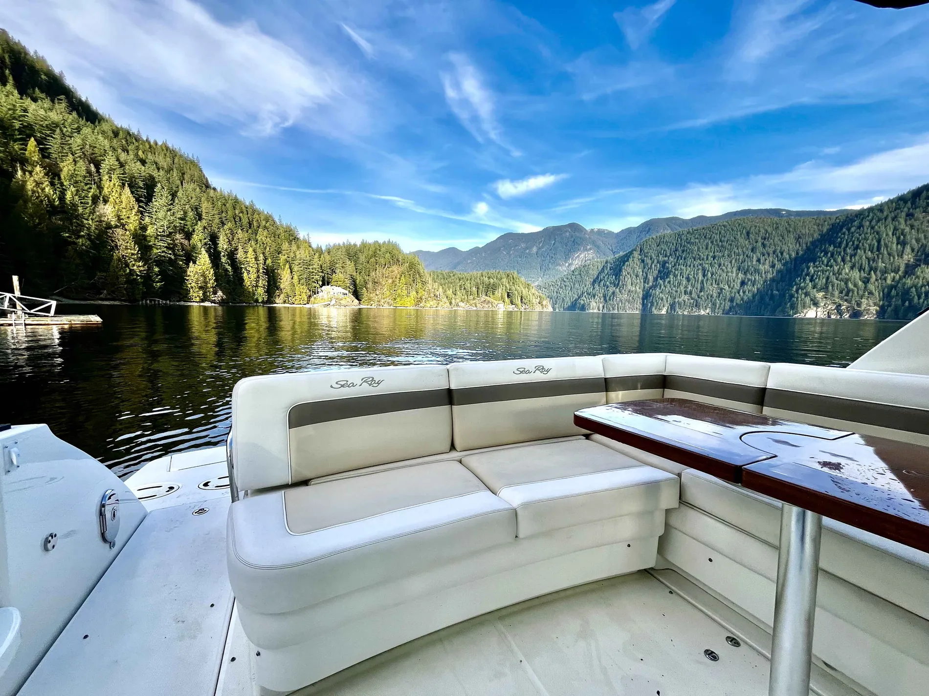Pre-Owned 2012 Sea ray 450 Sundancer for Sale | Vancouver, BC | M&P Yacht Centre | 67a6cb87b65a37a06e0243ef