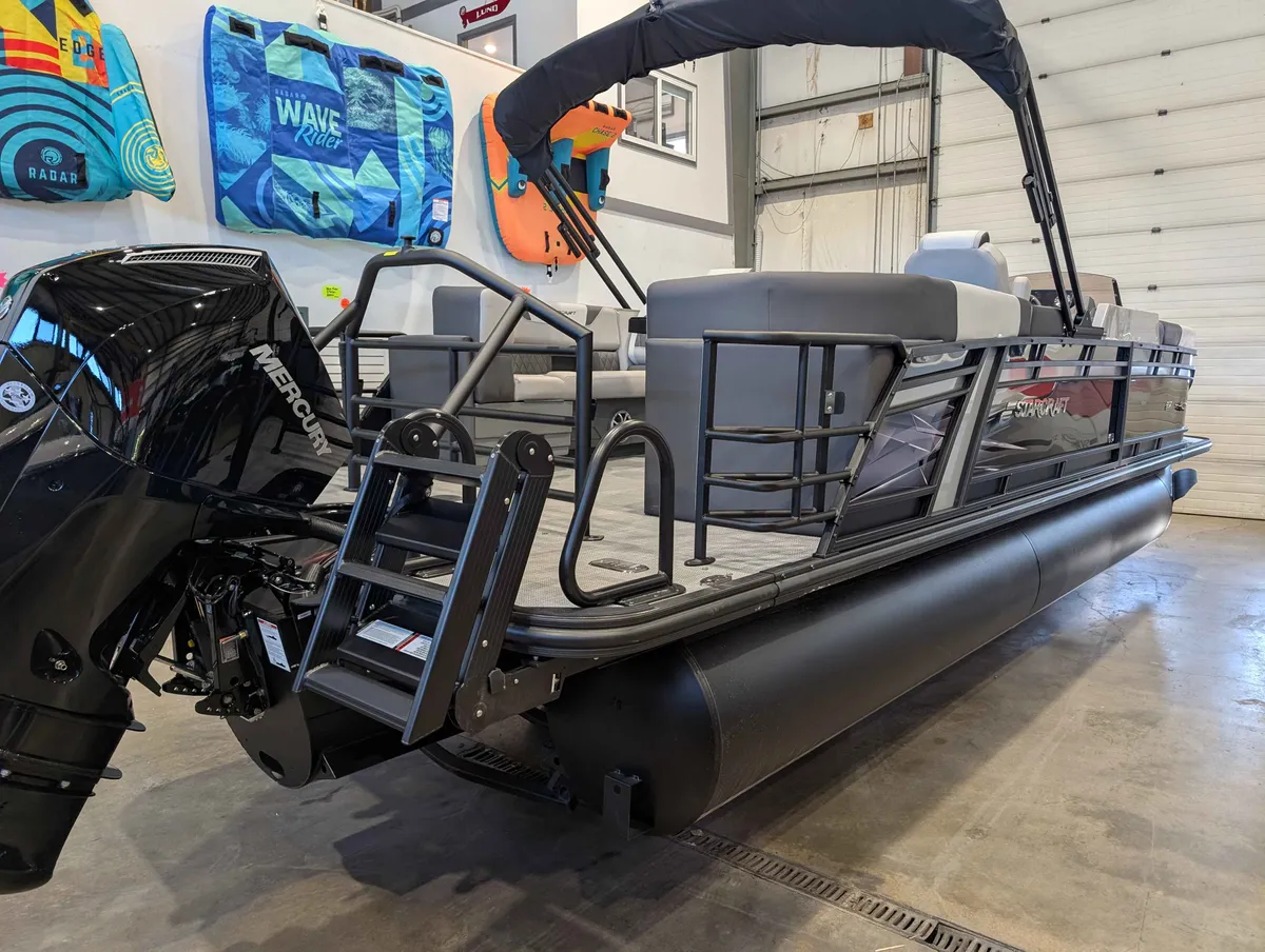 boat-carouselImage-image
