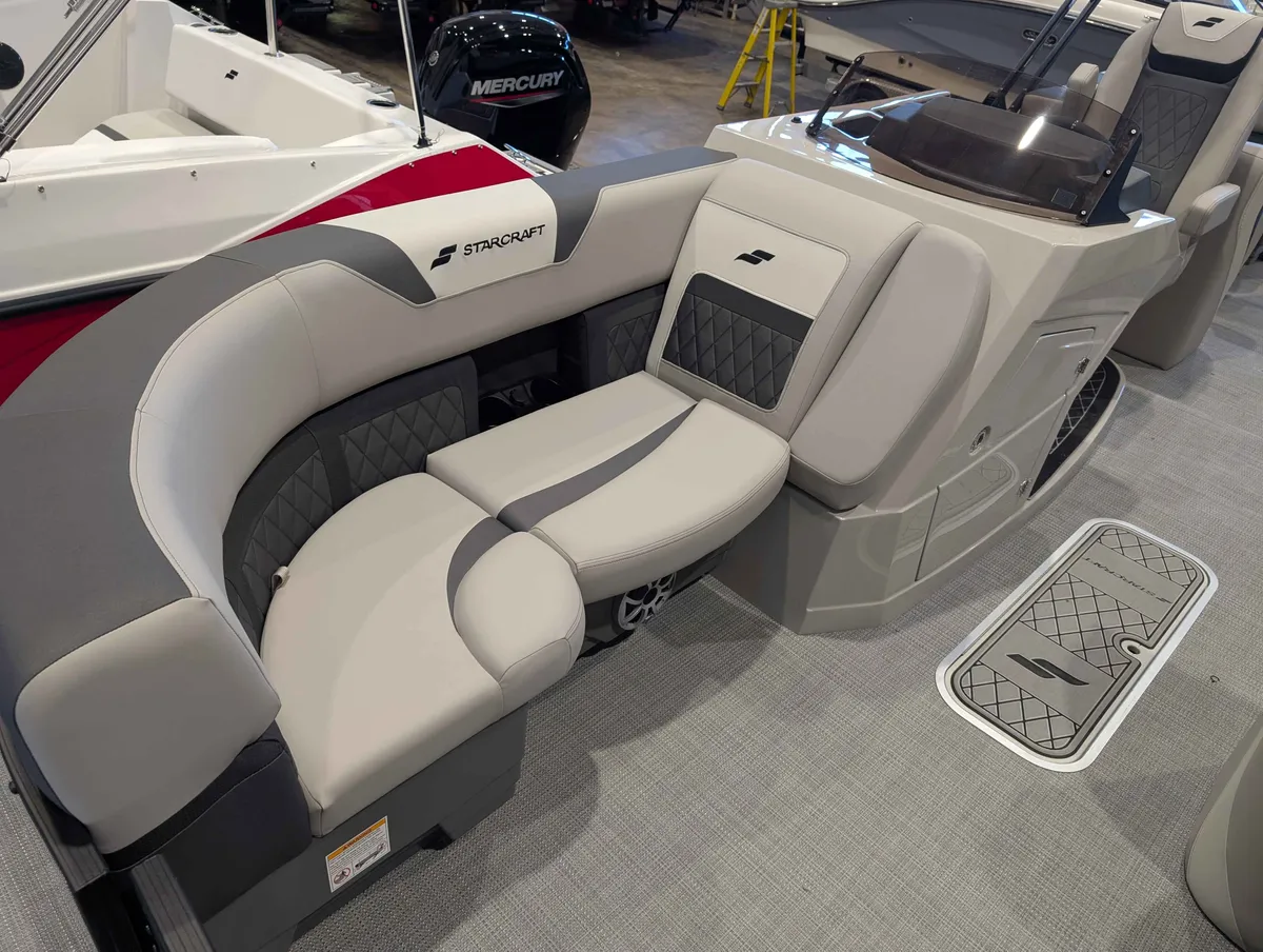 boat-carouselImage-image