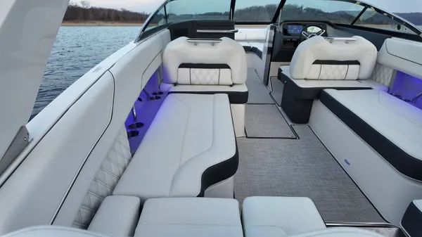 2026 Regal LS6 SURF-41