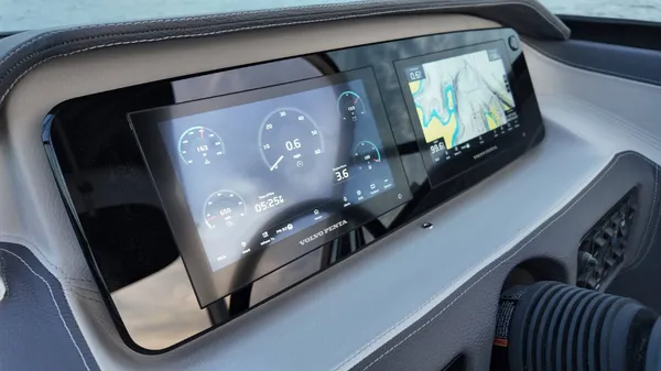 2026 Regal LS6 SURF-33