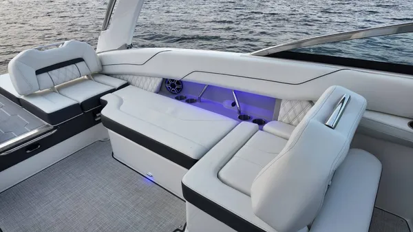 2026 Regal LS6 SURF-39