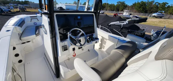 2023 World cat 295 CC