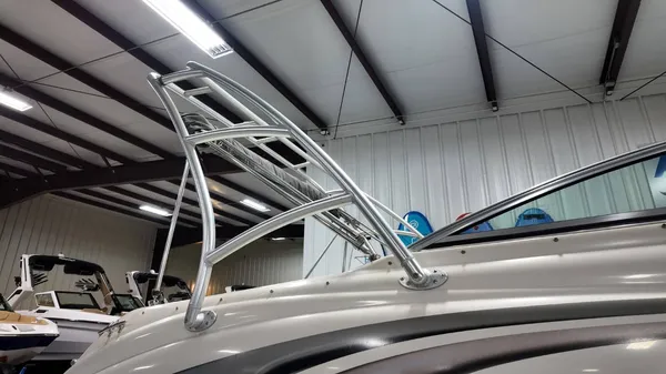 2004 Sea ray SunDeck 240-50