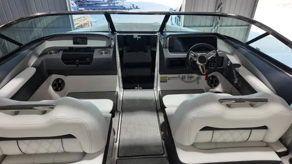 2026 Regal LS4-33