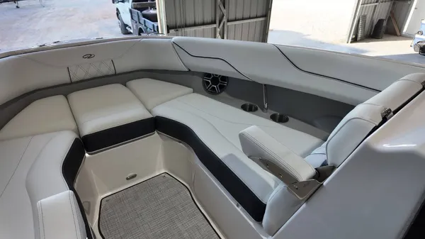 2026 Regal LS4-30