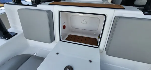 2025 Cape horn 47 CC