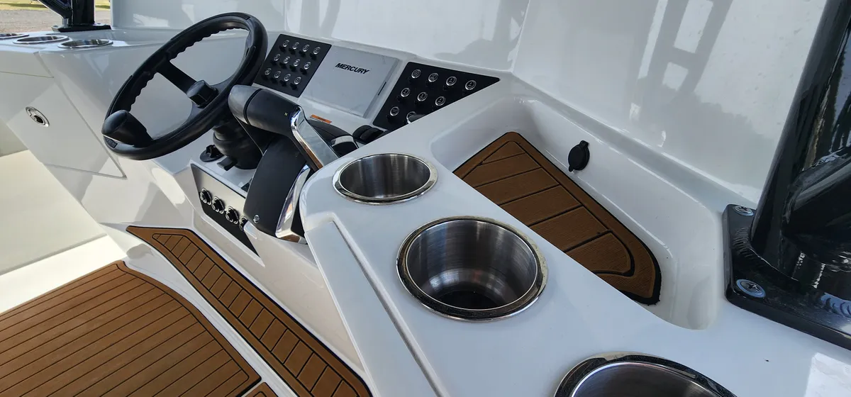 2025 Cape horn 47 CC