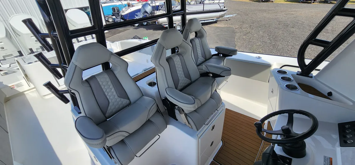 2025 Cape horn 47 CC