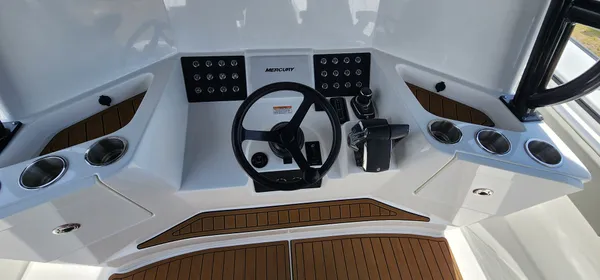 2025 Cape horn 47 CC
