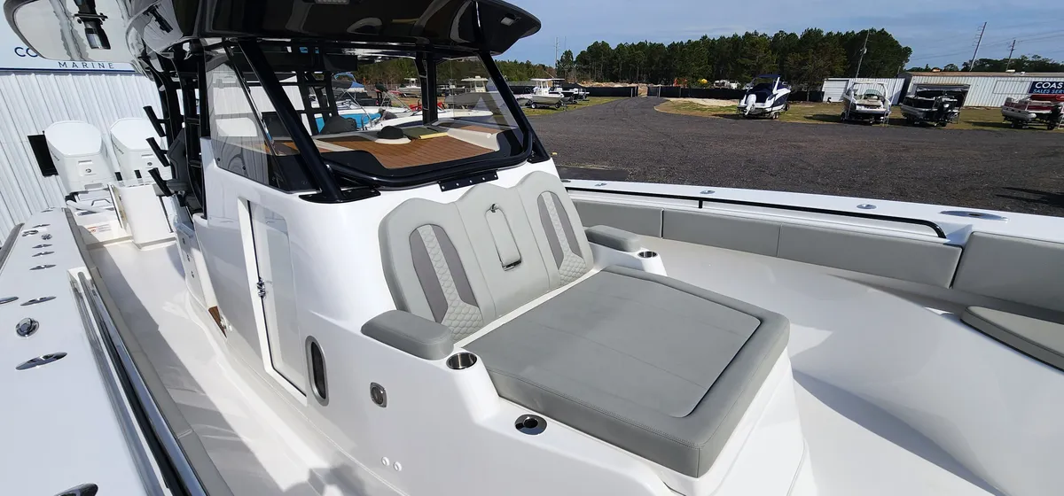 2025 Cape horn 47 CC