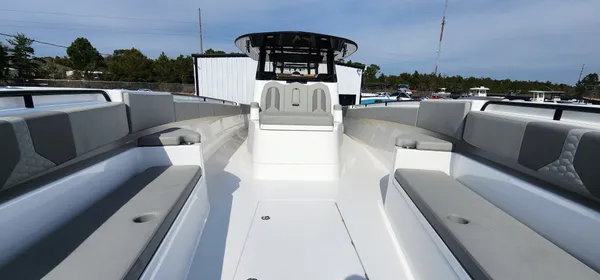 2025 Cape horn 47 CC
