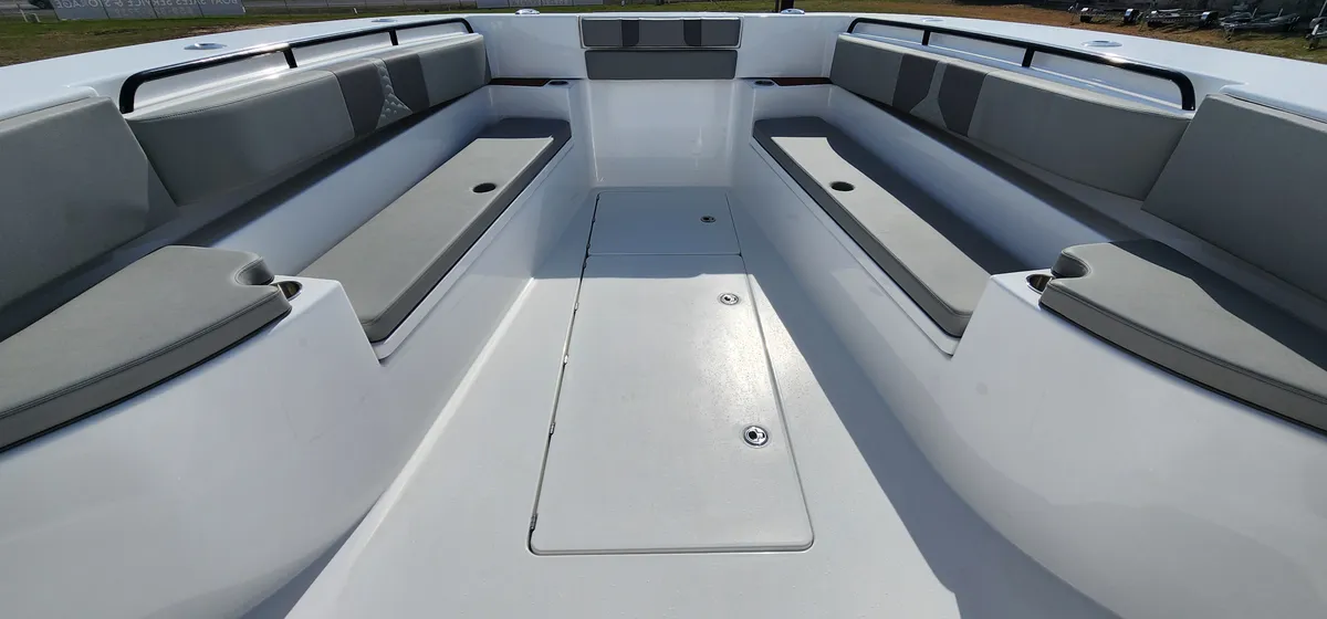 2025 Cape horn 47 CC