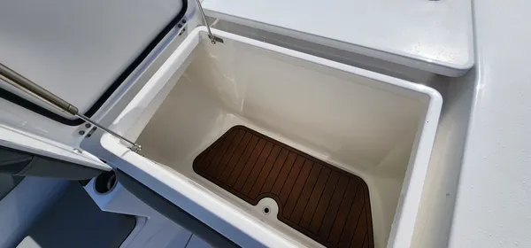 2025 Cape horn 47 CC