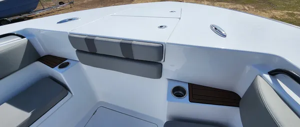 2025 Cape horn 47 CC