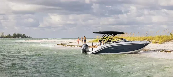 2026 Hurricane SunDeck SD 2600 OB