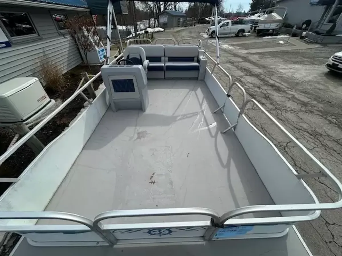 dummy-boat-img