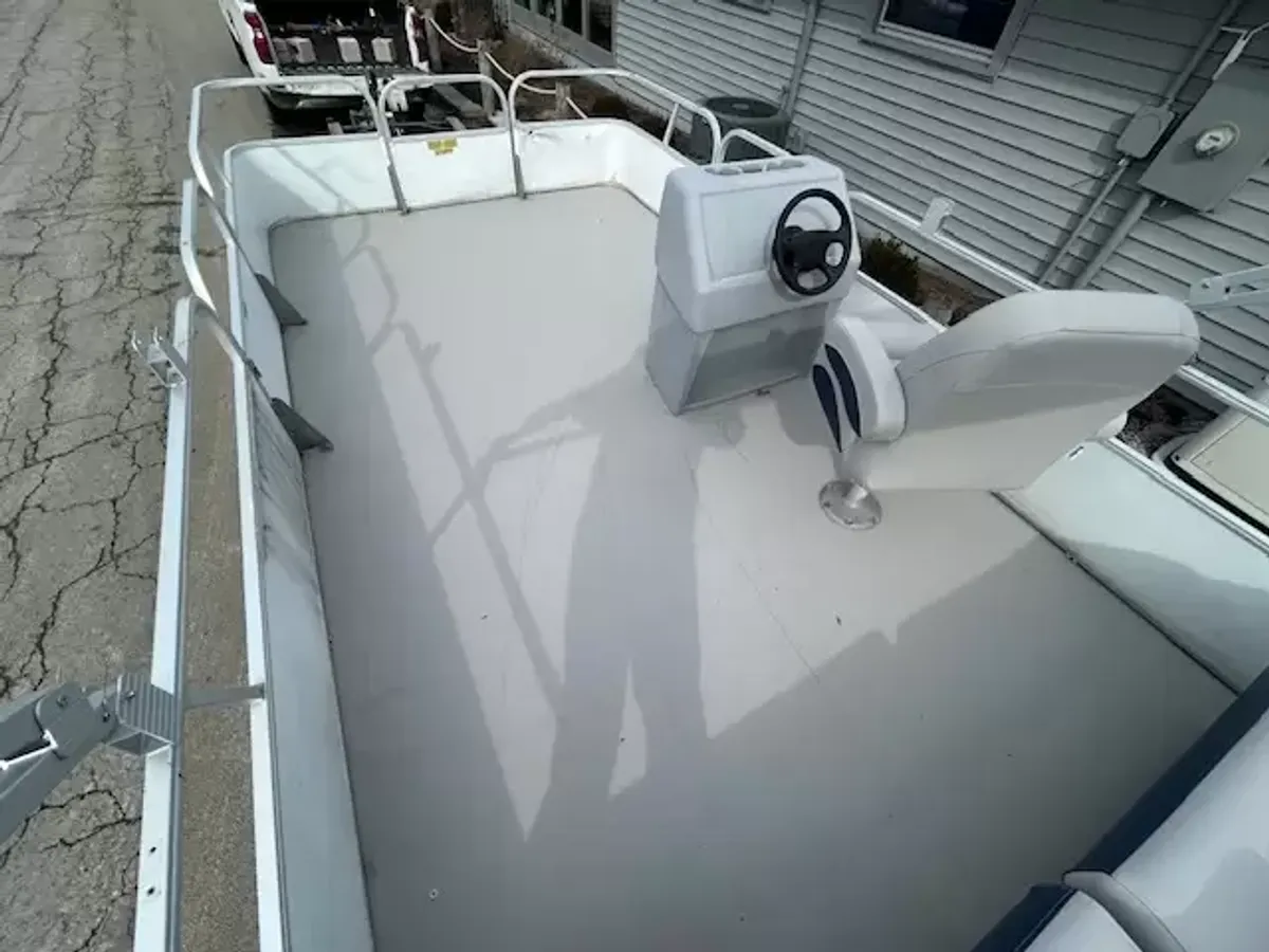 dummy-boat-img