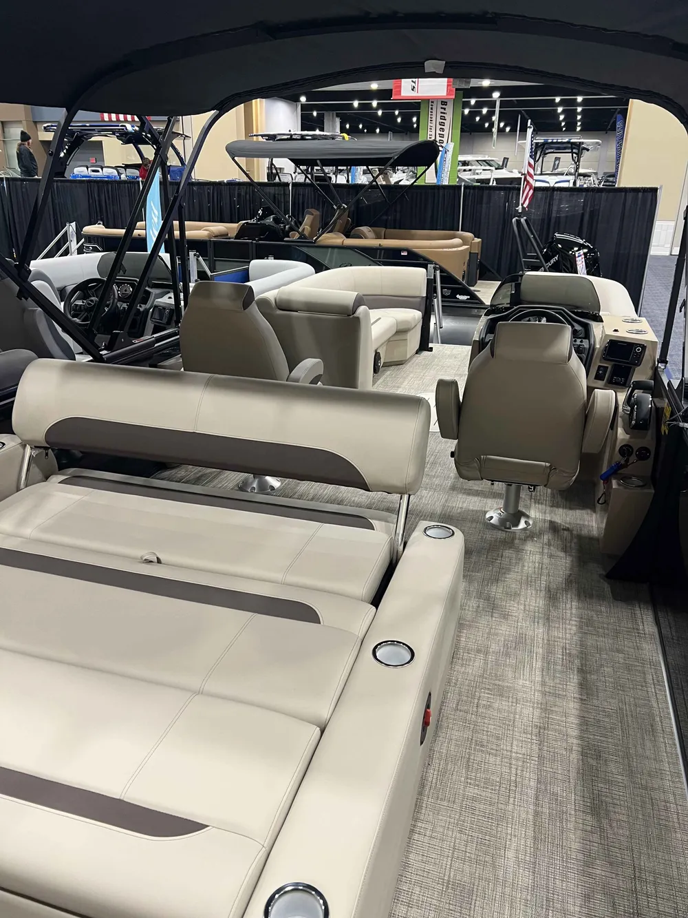2026 Bentley Legacy 243 Swingback-2