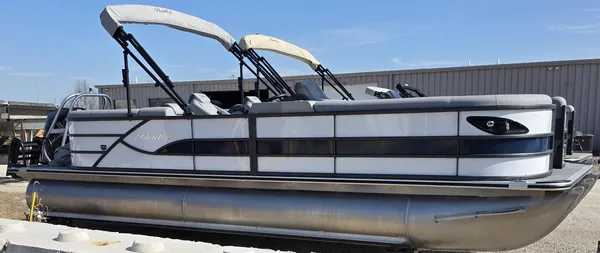 2026 Bentley Legacy 243 Navigator-1