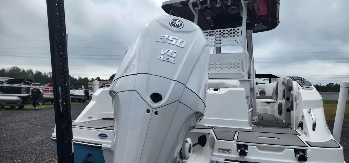 2025 Hurricane 24-CC COASTAL EDITION