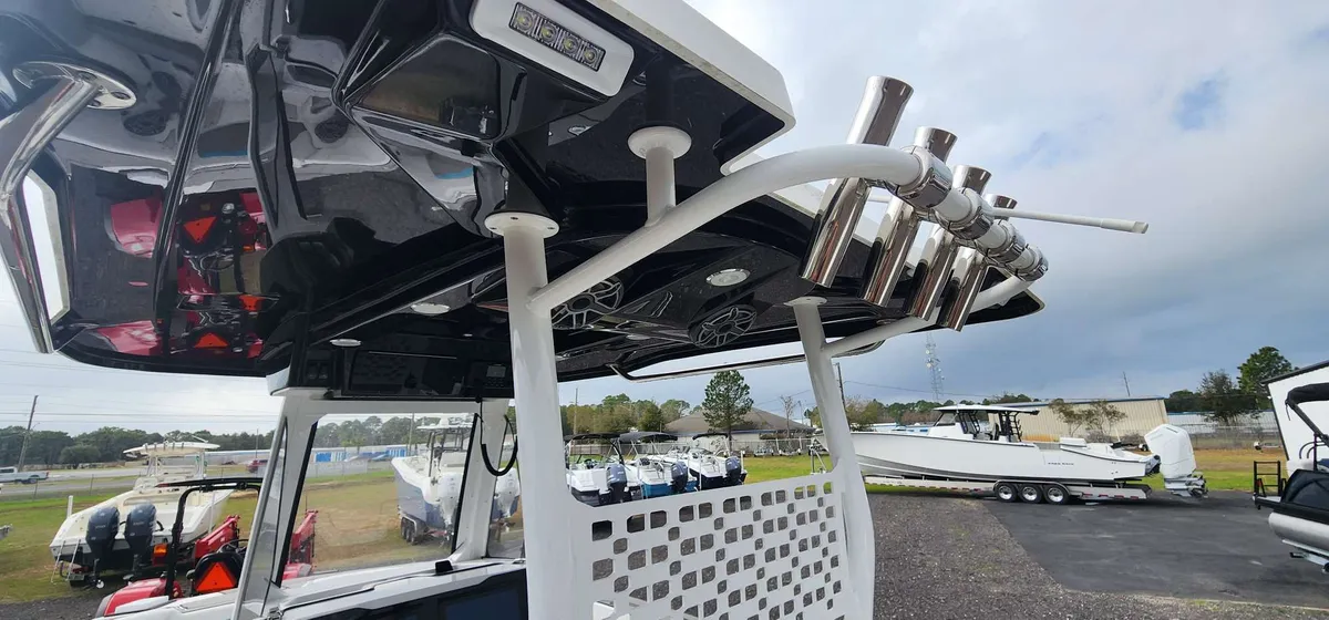 2025 Hurricane 24-CC COASTAL EDITION