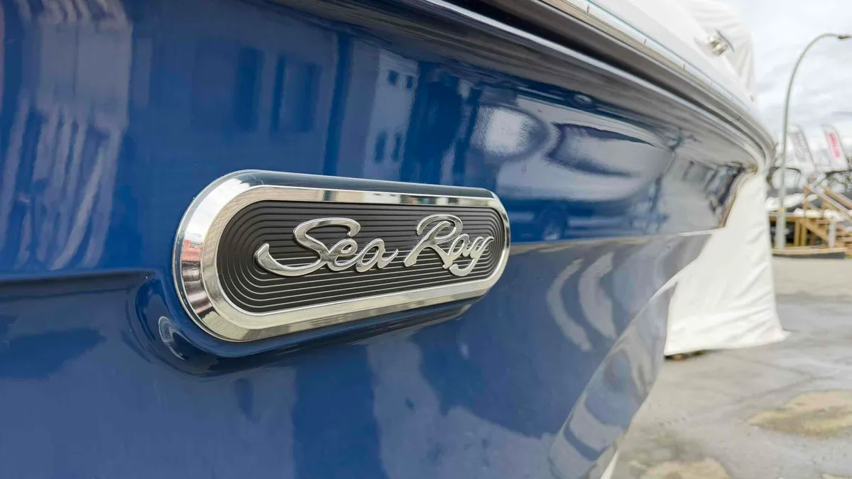 2026 Sea Ray SPX 210-6